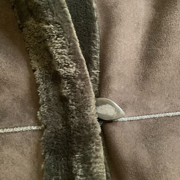 NOVELTI Brown Faux Suede Leather Shearling Midi Coat Size M - Picture 16 of 16